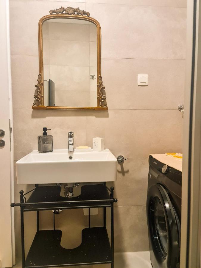 New - Apartment Finis セニ エクステリア 写真