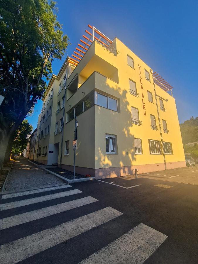 New - Apartment Finis セニ エクステリア 写真