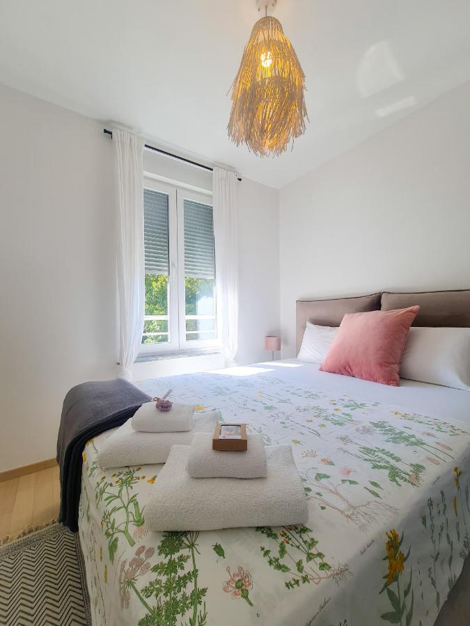 New - Apartment Finis セニ エクステリア 写真
